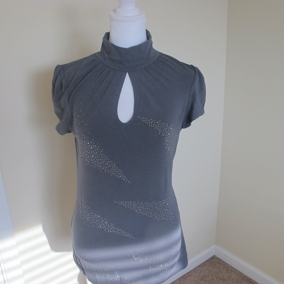 Women's Express Short Sleeve Date Night Top Size M  GUC - Picture 2 of 5